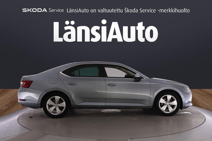 Skoda Superb vaihtoauto