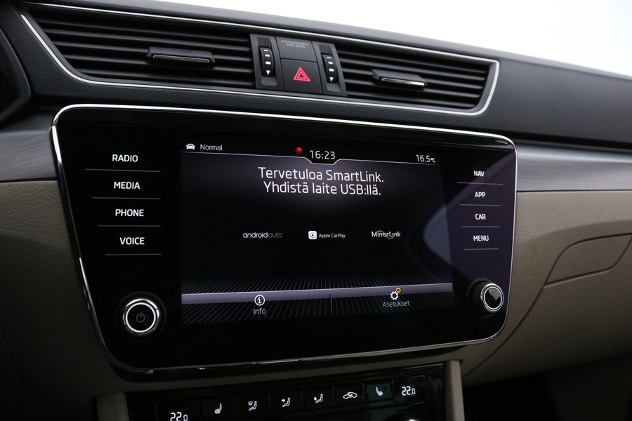 Skoda Superb vaihtoauto