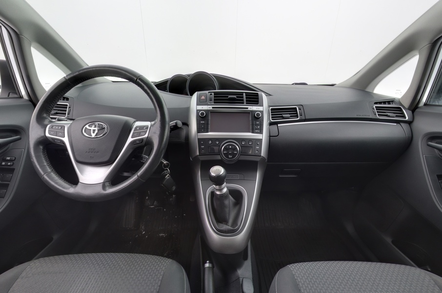 Toyota Verso vaihtoauto