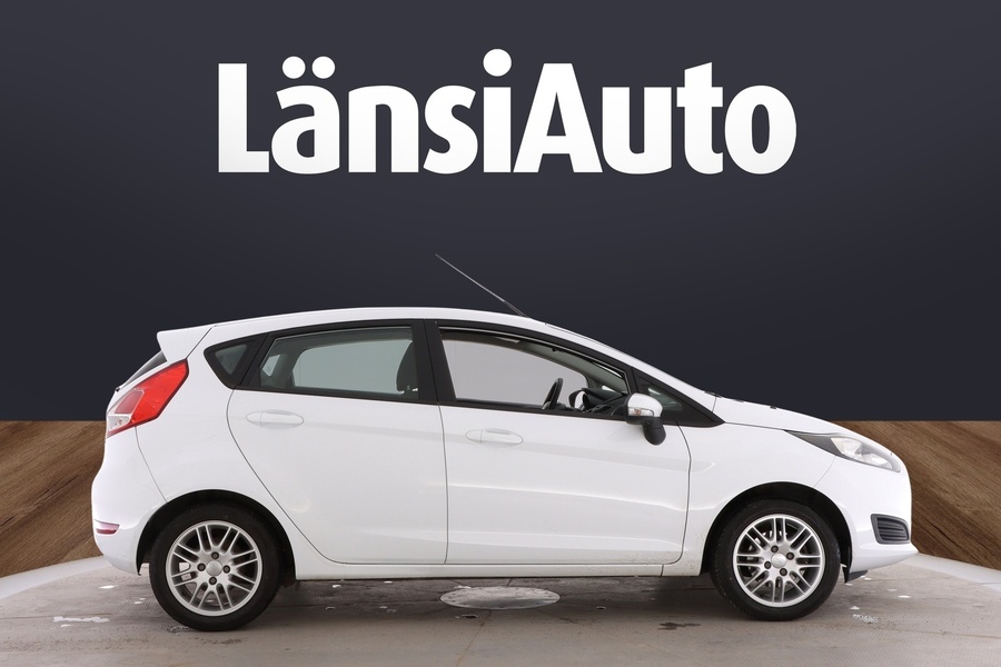 Ford Fiesta vaihtoauto