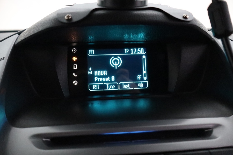 Ford Transit Connect vaihtoauto