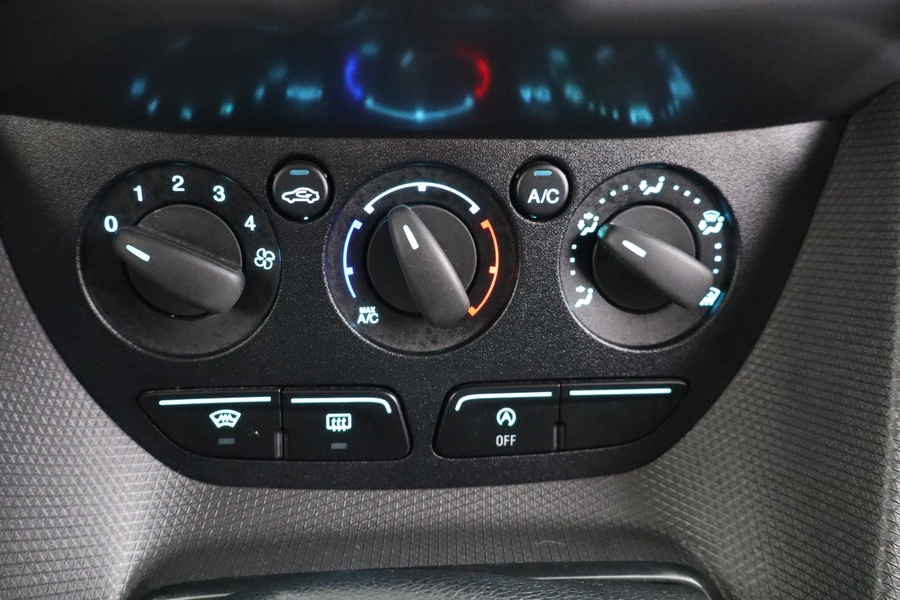 Ford Transit Connect vaihtoauto