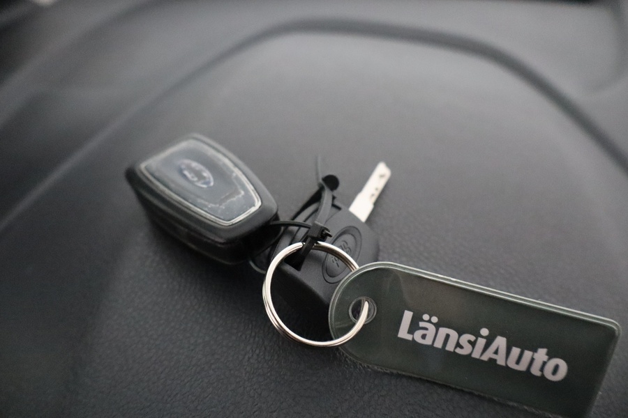 Ford Transit Connect vaihtoauto