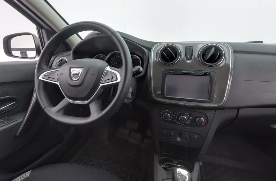 Dacia Sandero vaihtoauto