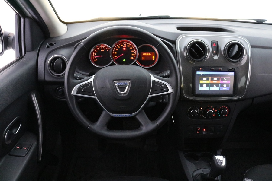 Dacia Sandero vaihtoauto