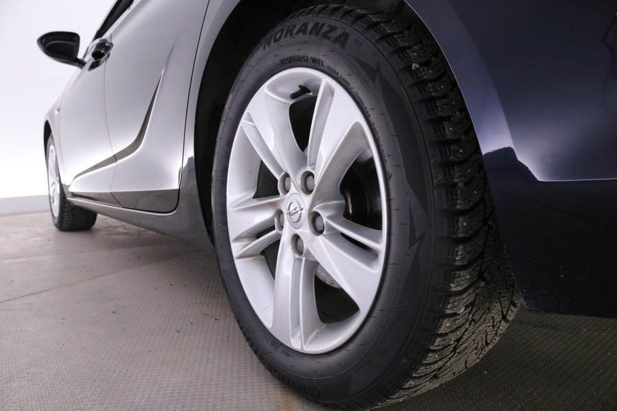 Opel Insignia vaihtoauto