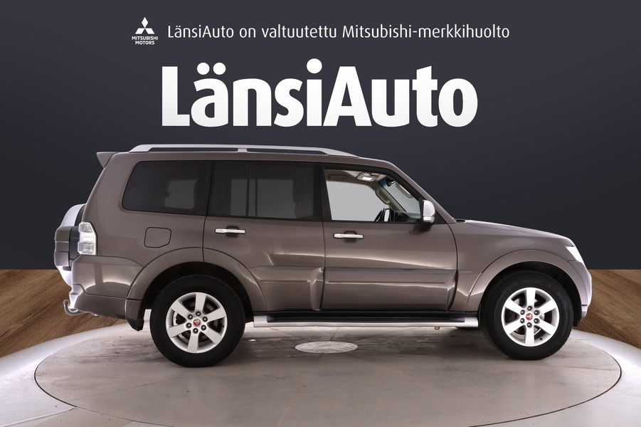 Mitsubishi Pajero vaihtoauto
