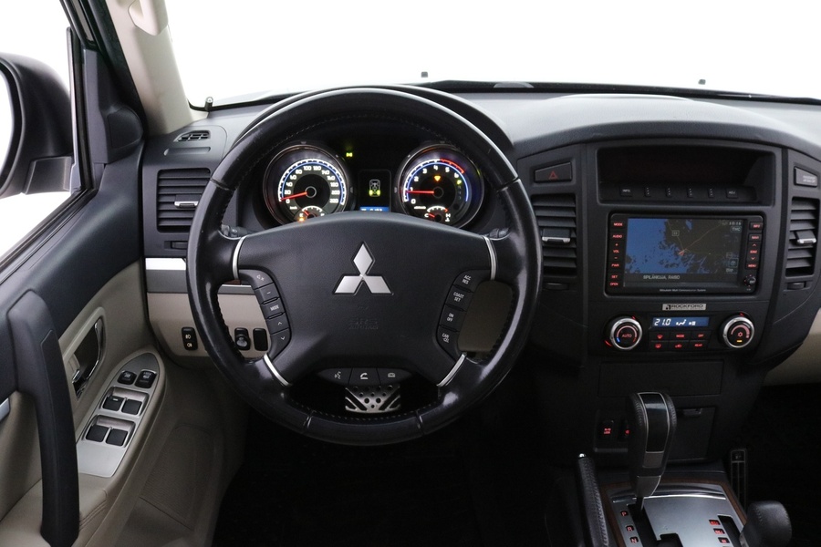 Mitsubishi Pajero vaihtoauto