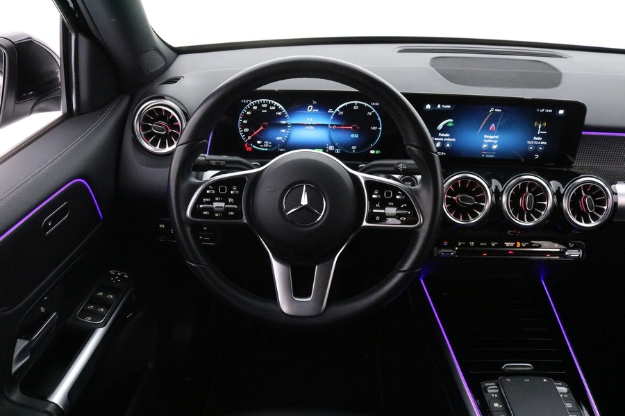 Mercedes-Benz EQB vaihtoauto