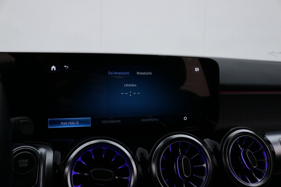 Mercedes-Benz EQB vaihtoauto