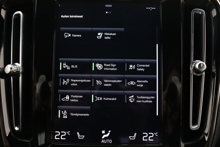 Volvo XC40 vaihtoauto