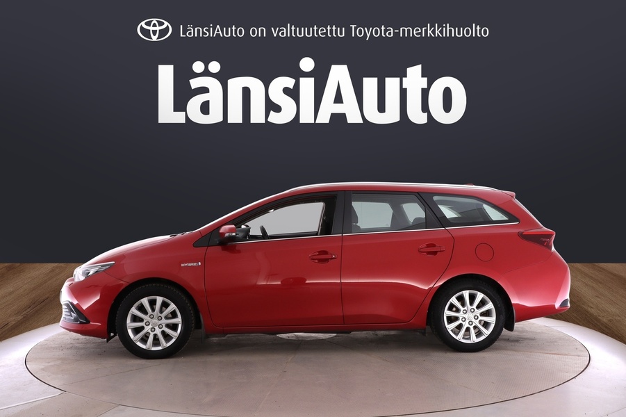 Toyota Auris vaihtoauto