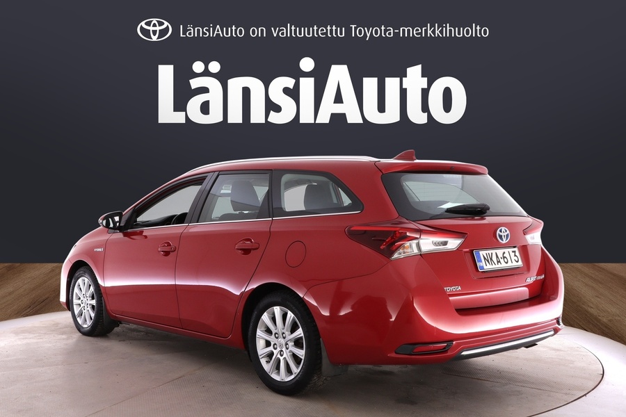 Toyota Auris vaihtoauto