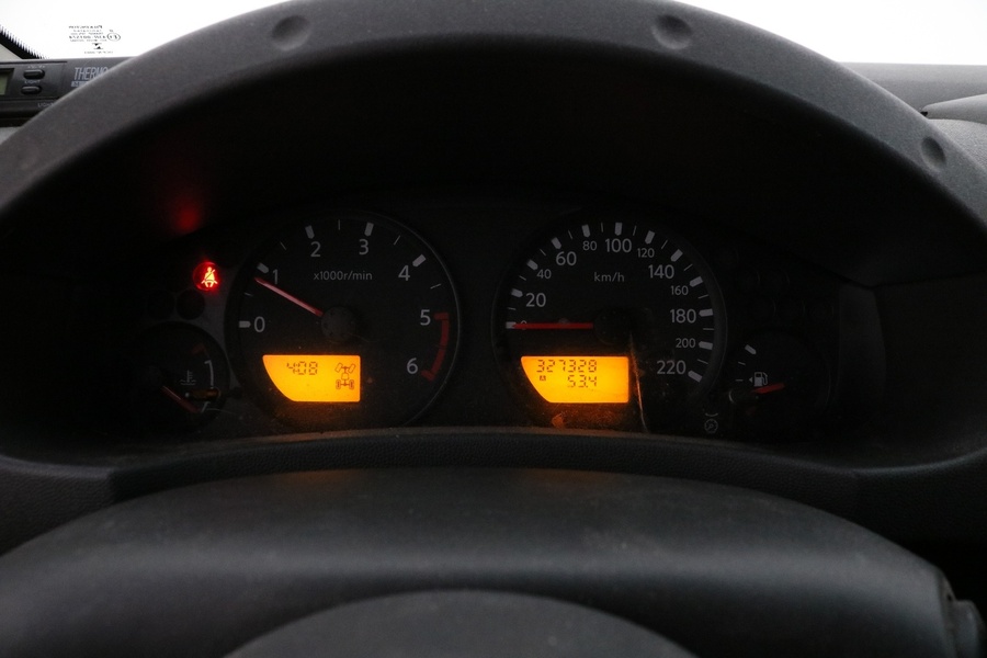 Nissan Navara vaihtoauto