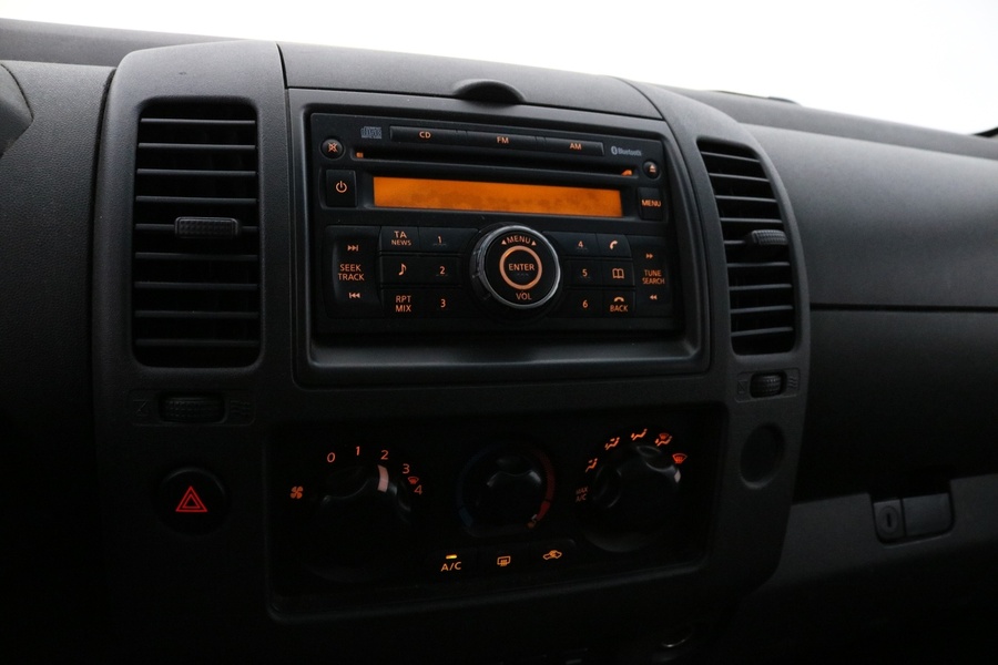 Nissan Navara vaihtoauto