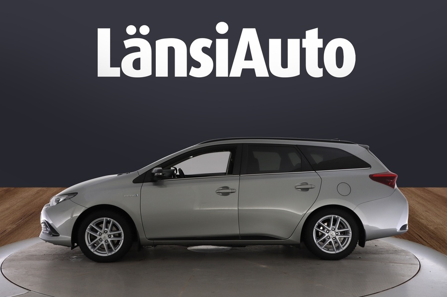 Toyota Auris vaihtoauto