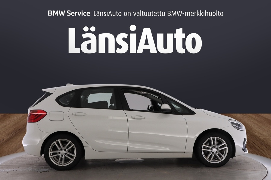 BMW 225 vaihtoauto