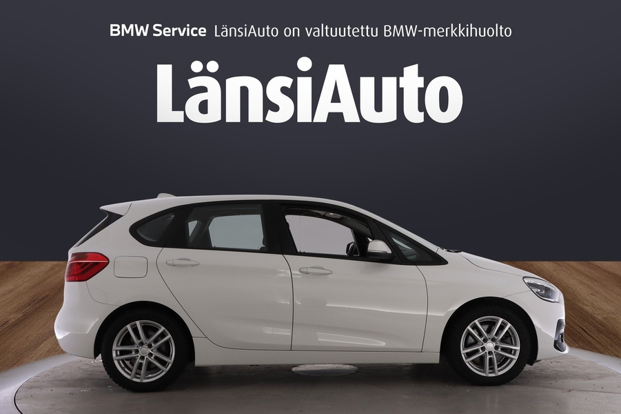 BMW 225 vaihtoauto