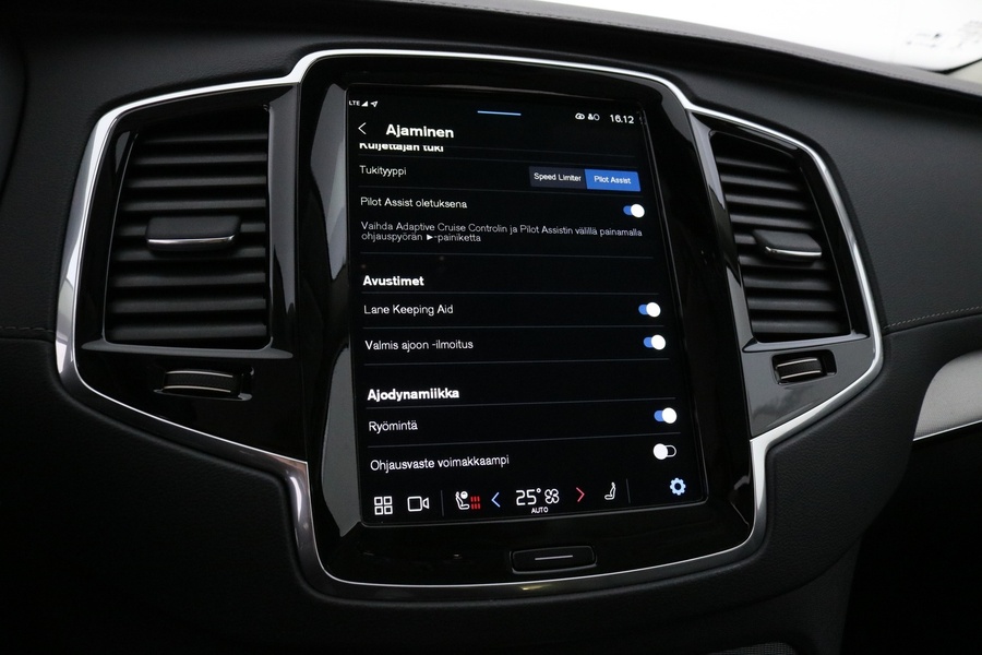 Volvo XC90 vaihtoauto