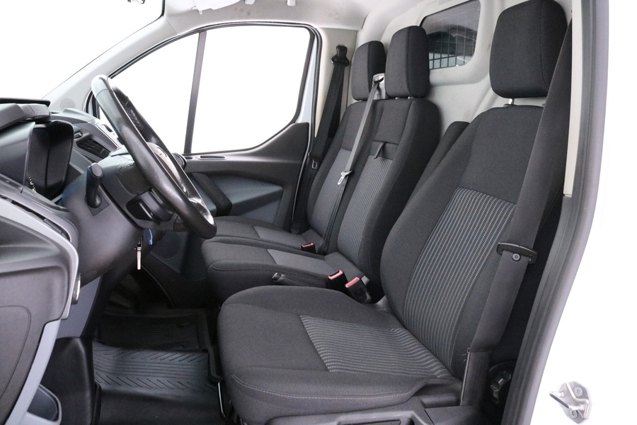 Ford Transit Custom vaihtoauto