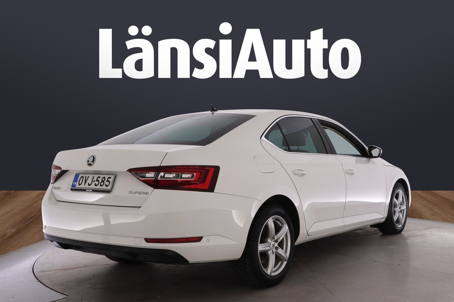 Skoda Superb vaihtoauto