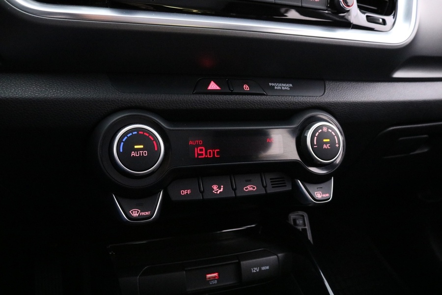 Kia Stonic vaihtoauto