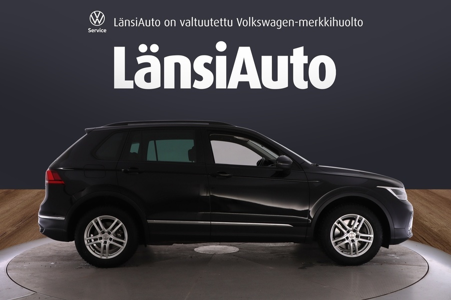 Volkswagen Tiguan vaihtoauto