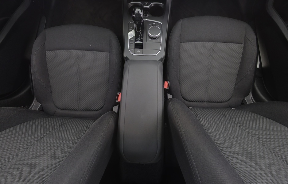 BMW 218 vaihtoauto