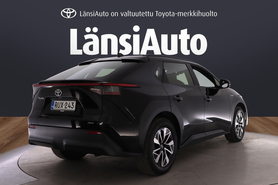 Toyota bZ4X vaihtoauto