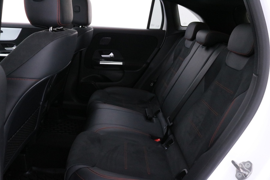 Mercedes-Benz GLA vaihtoauto