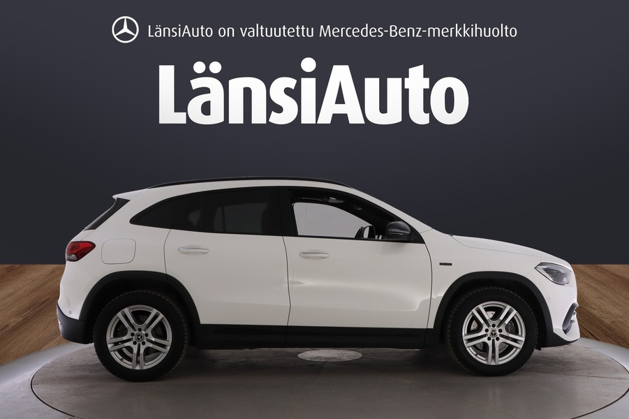 Mercedes-Benz GLA vaihtoauto