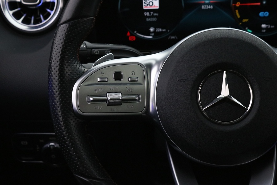 Mercedes-Benz GLA vaihtoauto