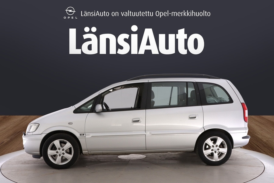 Opel Zafira vaihtoauto
