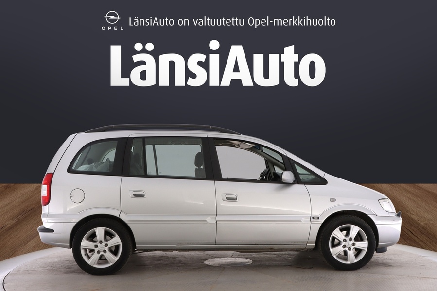 Opel Zafira vaihtoauto