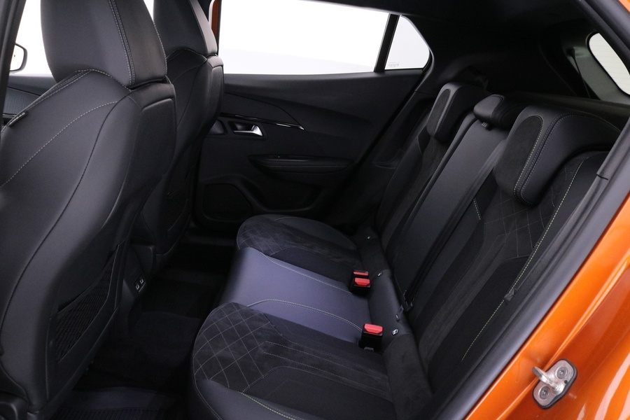 Peugeot e-2008 vaihtoauto