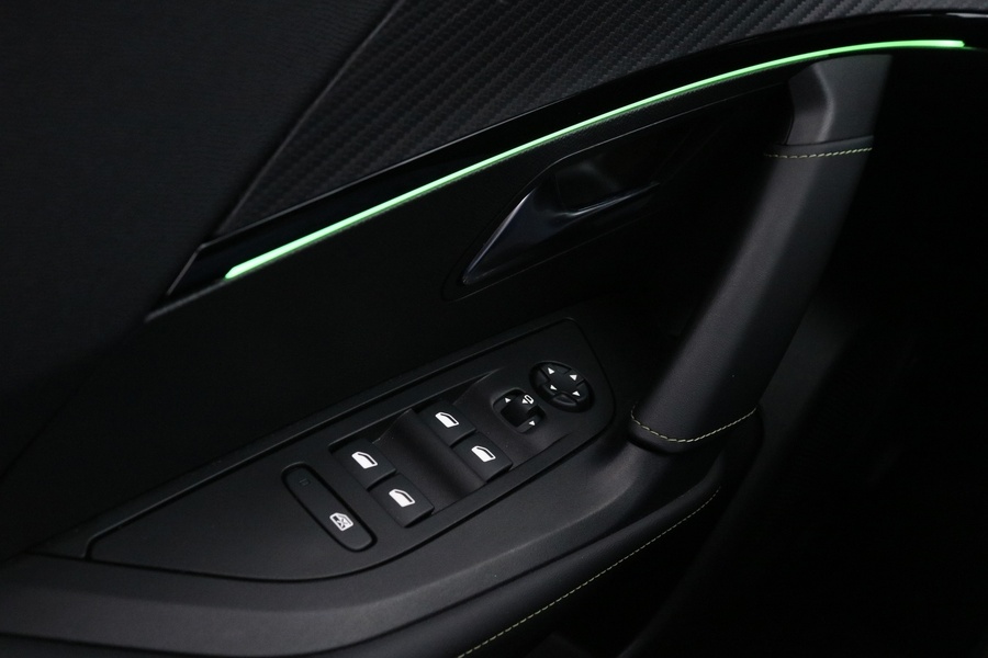 Peugeot e-2008 vaihtoauto