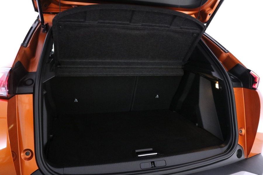 Peugeot e-2008 vaihtoauto