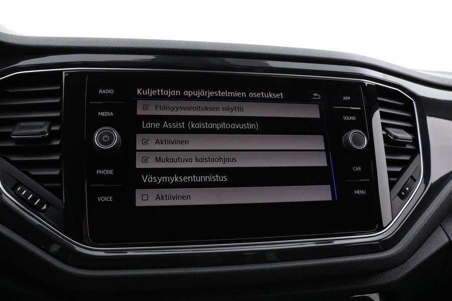 Volkswagen T-Roc vaihtoauto