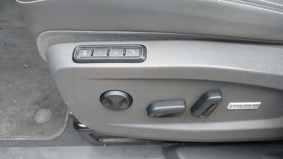 Volkswagen Multivan vaihtoauto