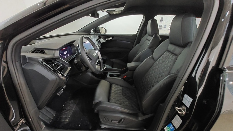 Audi Q4 e-tron vaihtoauto