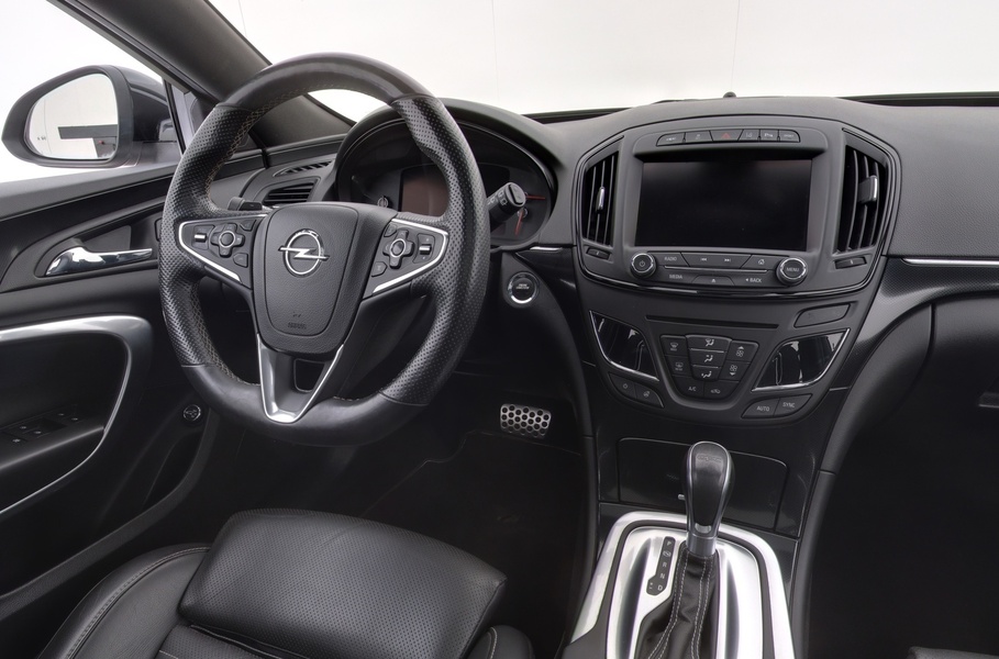 Opel Insignia vaihtoauto