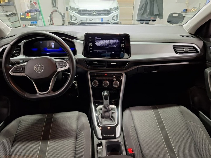 Volkswagen T-Roc vaihtoauto