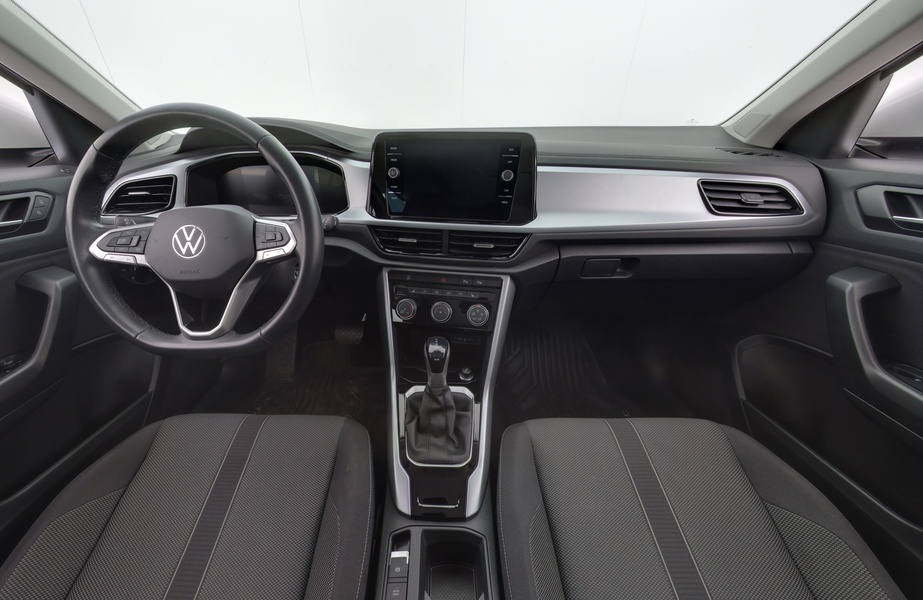 Volkswagen T-Roc vaihtoauto