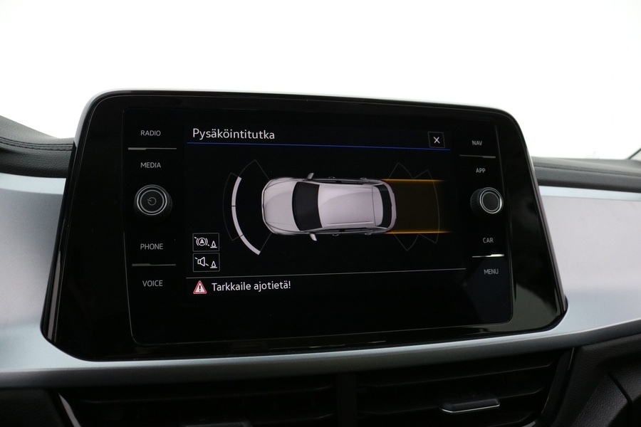 Volkswagen T-Roc vaihtoauto