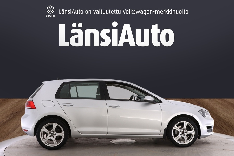 Volkswagen Golf vaihtoauto