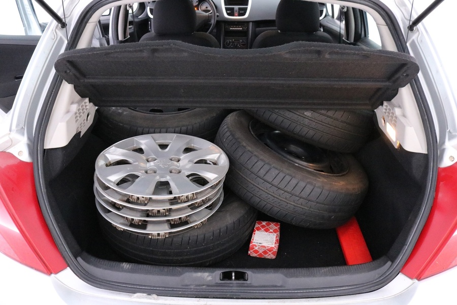 Peugeot 207 vaihtoauto