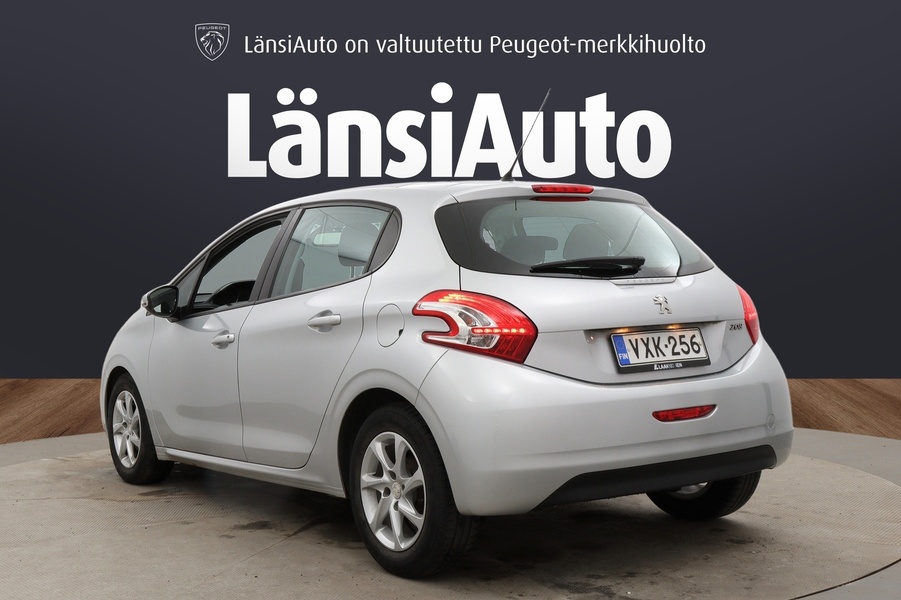 Peugeot 208 vaihtoauto