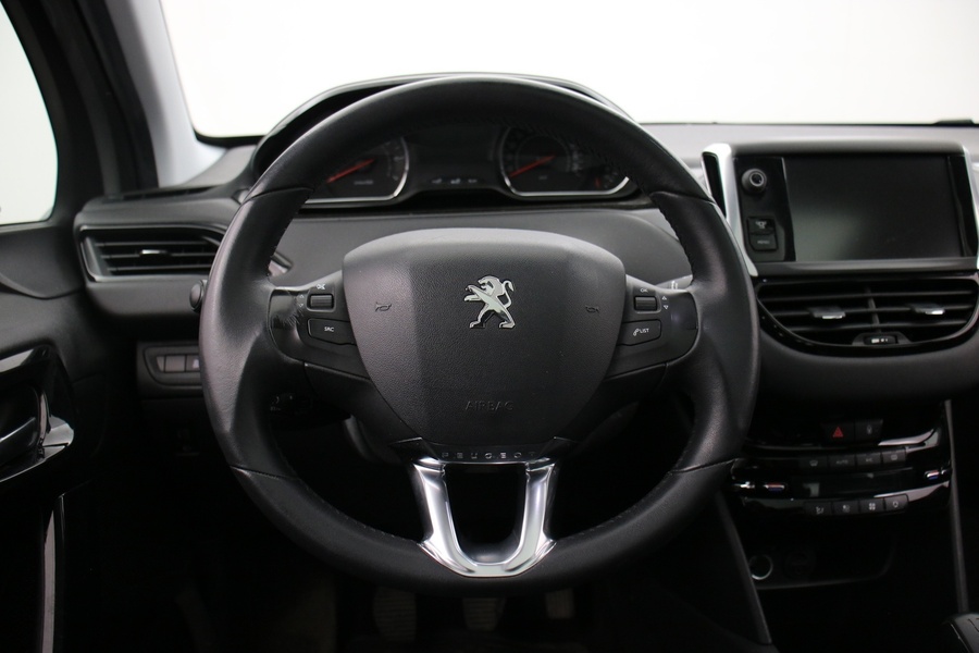 Peugeot 208 vaihtoauto