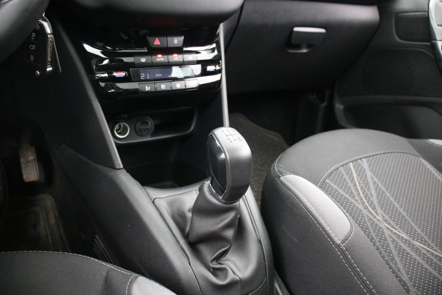 Peugeot 208 vaihtoauto