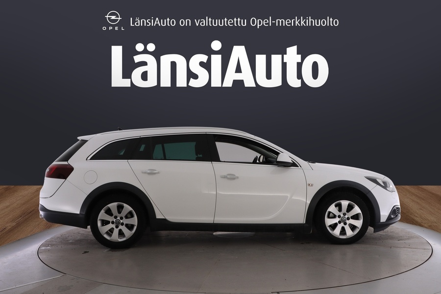 Opel Insignia vaihtoauto